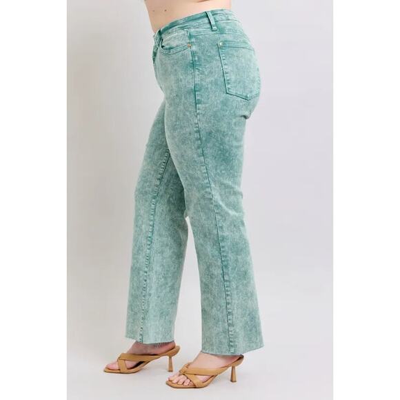 Judy Blue Full Size High Waist Garment Dyed Raw Hem Dad Jean Plus Size - Picture 7 of 8